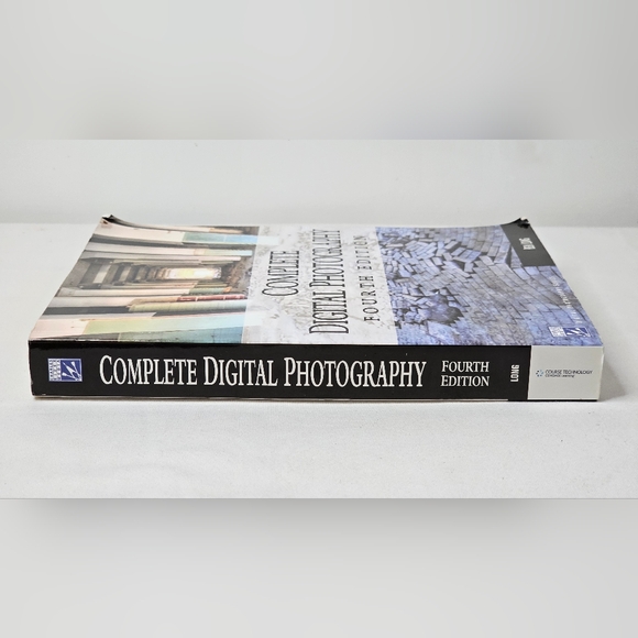 Complete Digital Photography Softcover Book Ben Long 4th Edition Includes CD ROM - Picture 3 of 16